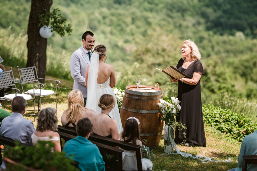 If you're planning a wedding in Tuscany or dreaming of a destination big day, don't miss this couple's Livernano Estate Wedding, inspired by Italian wine...