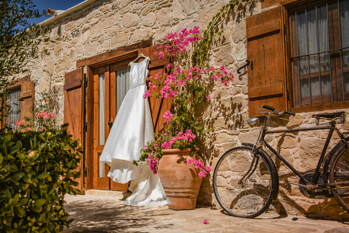 Nicola and Joel fell head over heels for Liopetro Venue for their destination wedding in Cyprus. Find inspiration and tips for your own wedding abroad here.