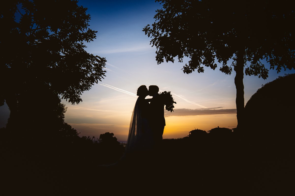 Fall head over heels for some of our most romantic and breath-taking moments of 2019, captured in real time by best Cyprus wedding photographer Beziique.